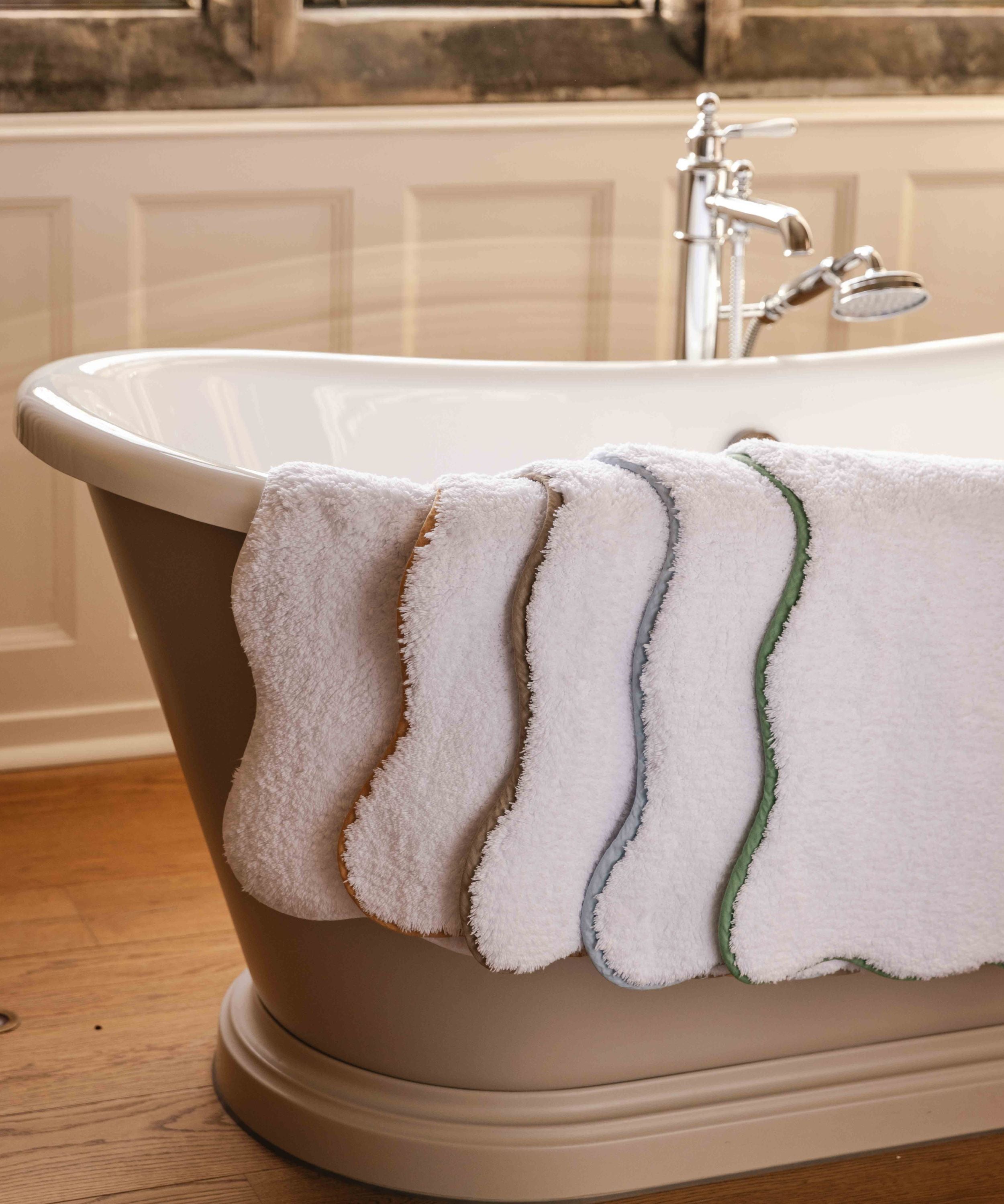 Amelia Scalloped Bath Towel Collection, Taupe
