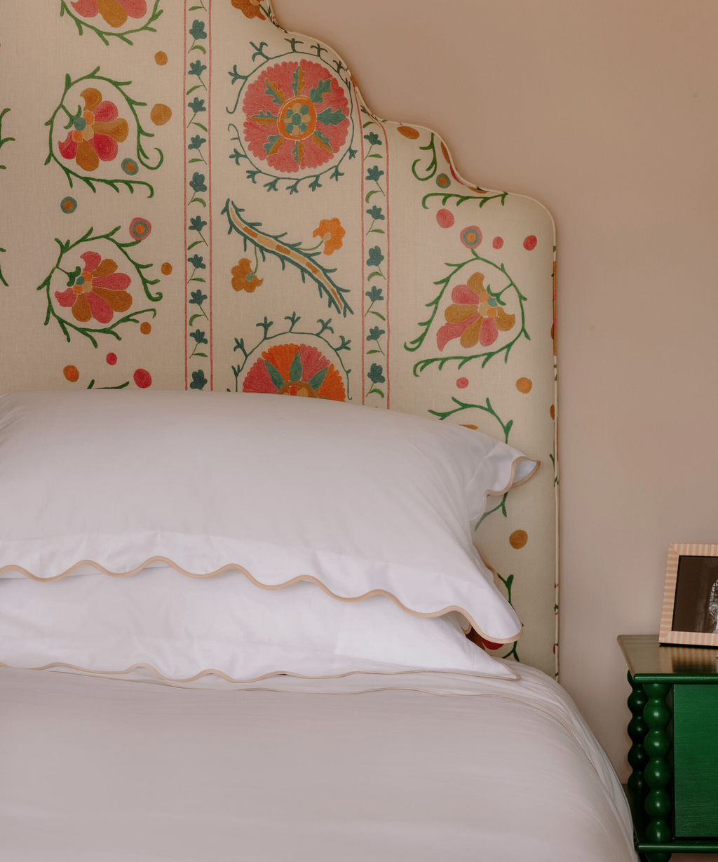 Alexandra Wavy Scalloped Bed Linen, Plaster Pink