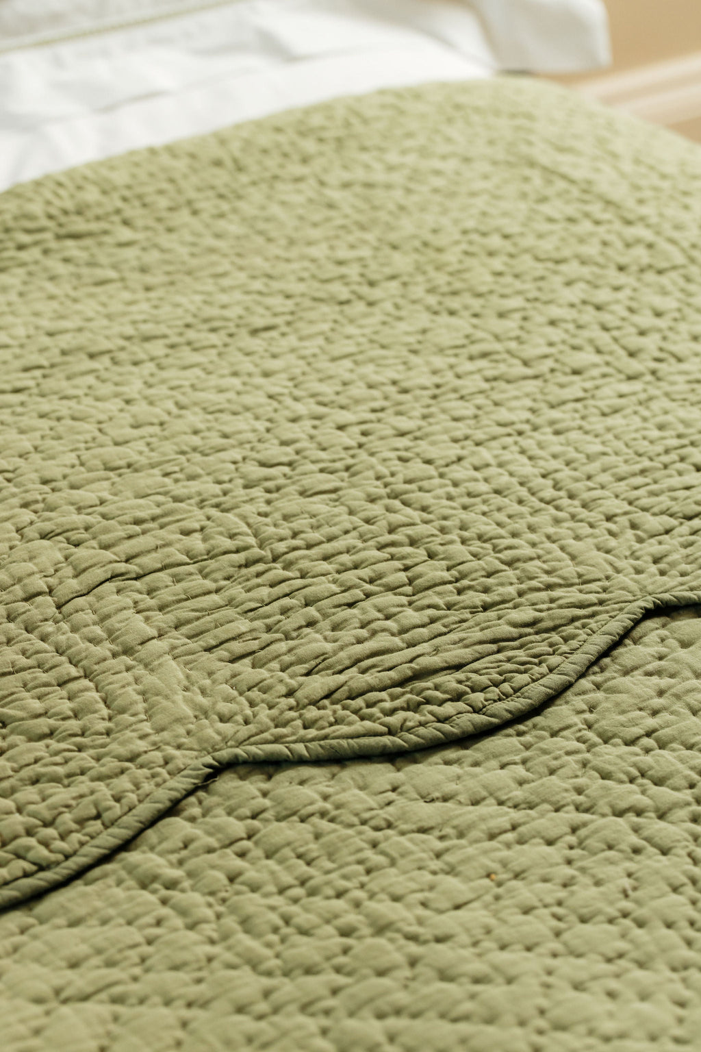 Nina Scalloped Quilted Cotton Bedspread, Sage