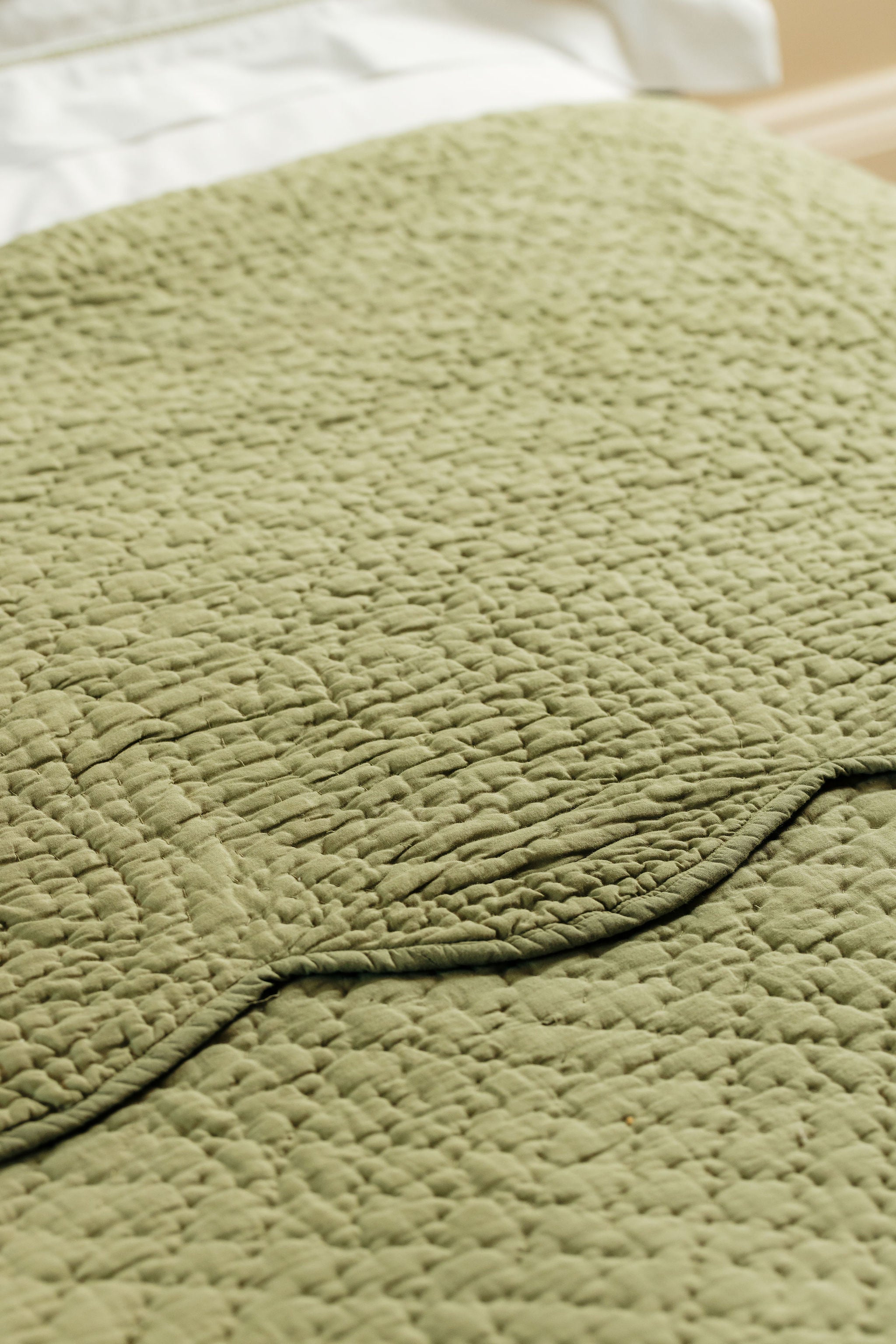 Nina Scalloped Quilted Cotton Bedspread, Sage