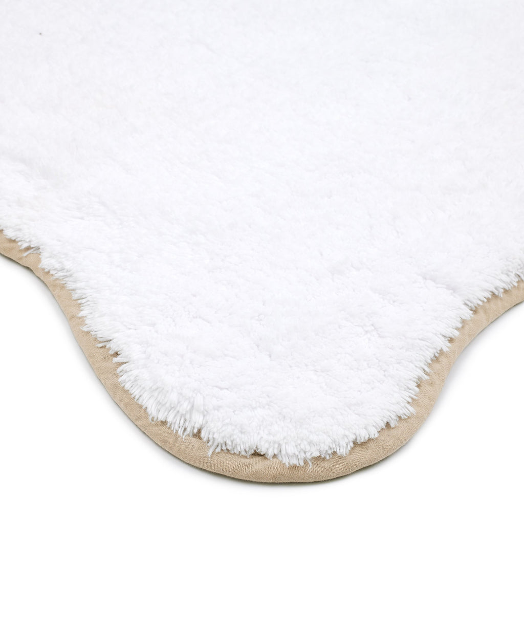 Amelia Scalloped Bath Mat, Taupe