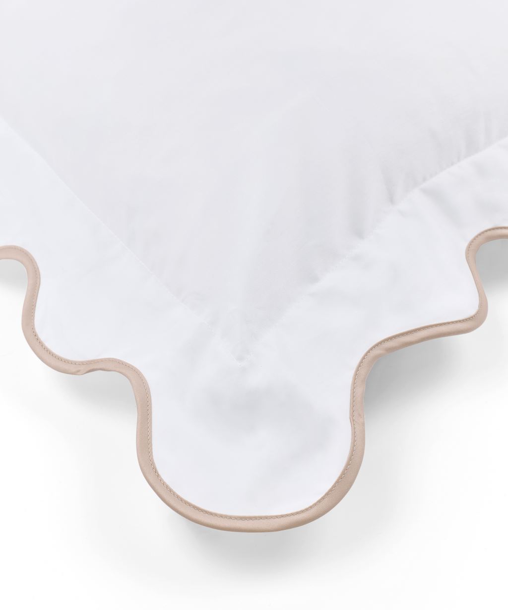 Alexandra Wavy Scalloped Bed Linen, Plaster Pink