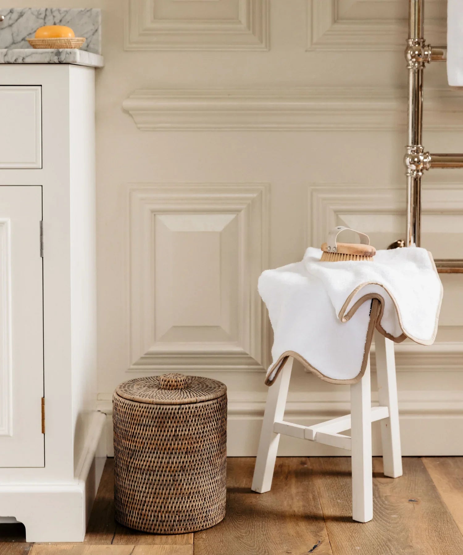 Amelia Scalloped Bath Towel Collection, Taupe