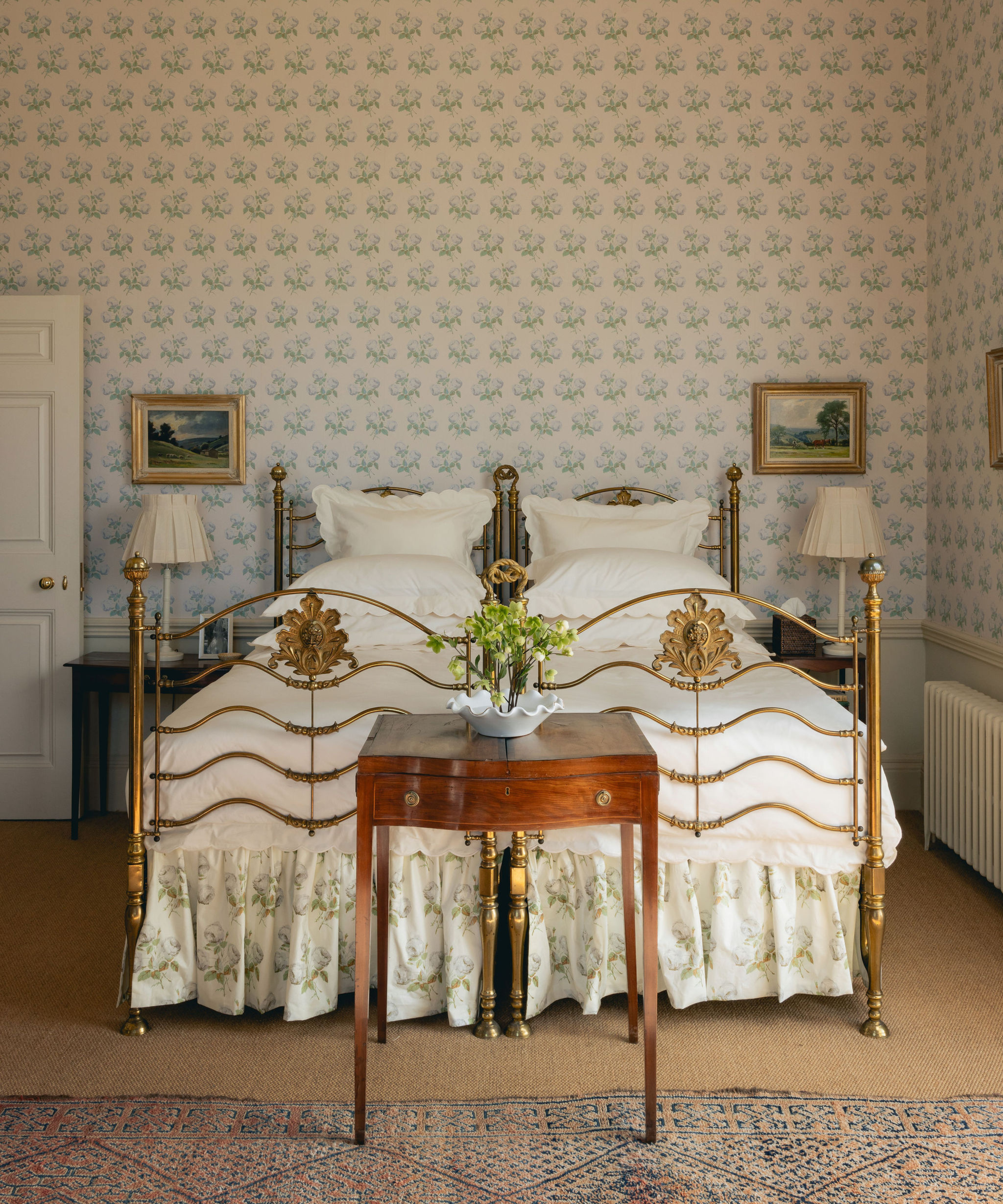 Annabelle Scalloped Bed Linen, Ivory