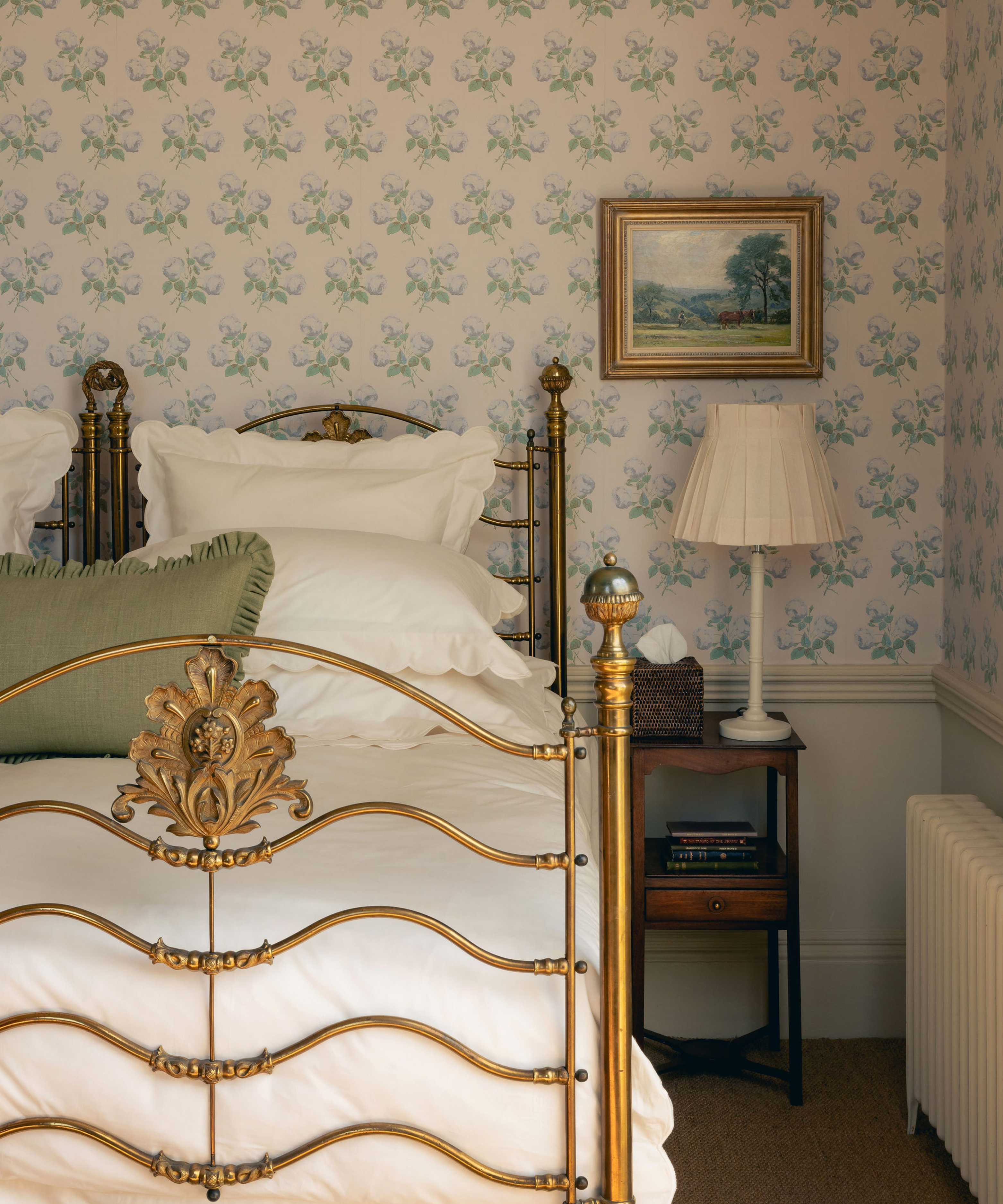 Annabelle Scalloped Bed Linen, Ivory