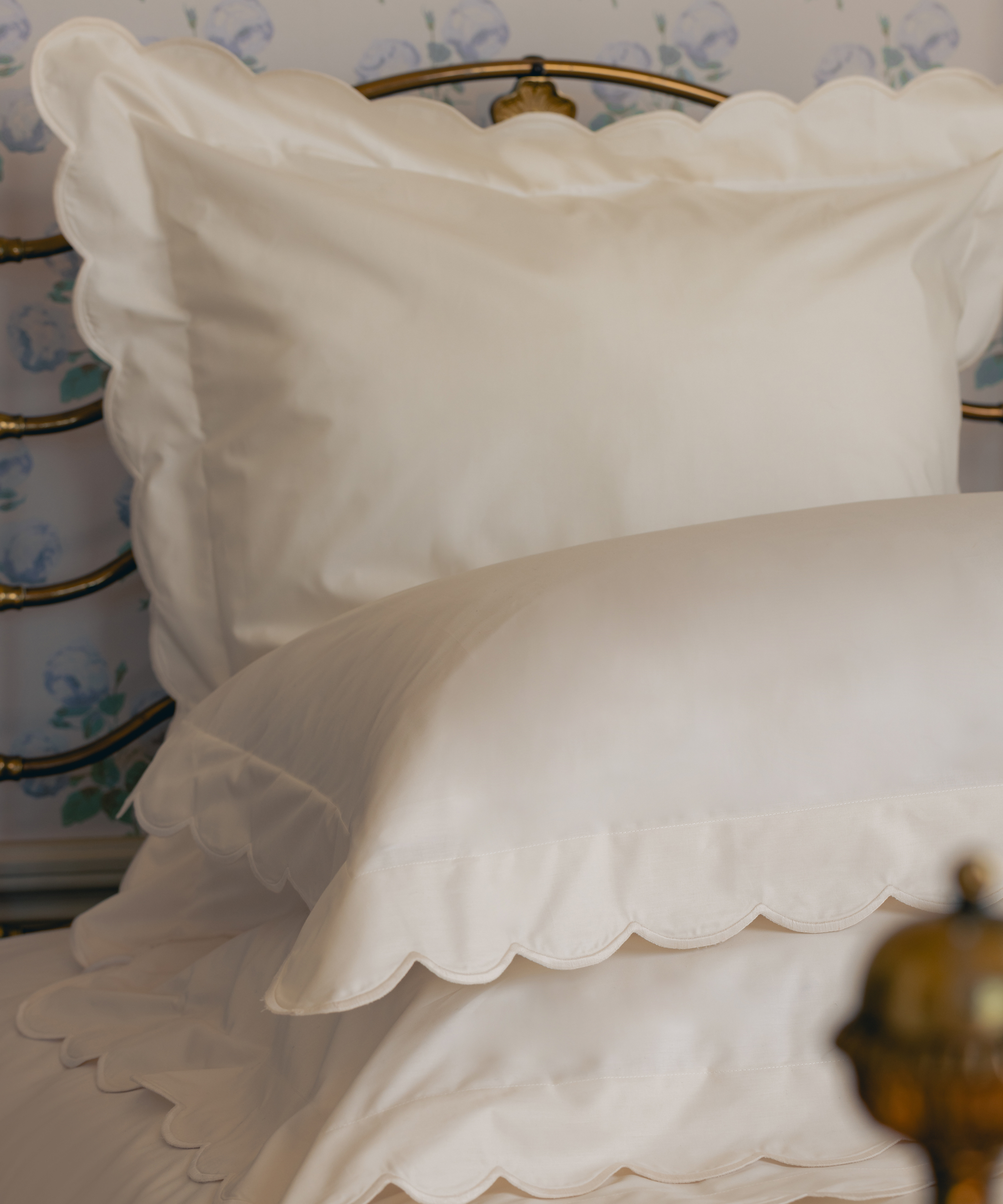 Annabelle Scalloped Bed Linen, Ivory